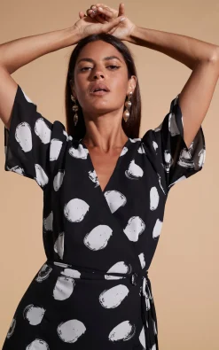 Women Dancing Leopard Jenna Maxi Dress In White On Black Dot