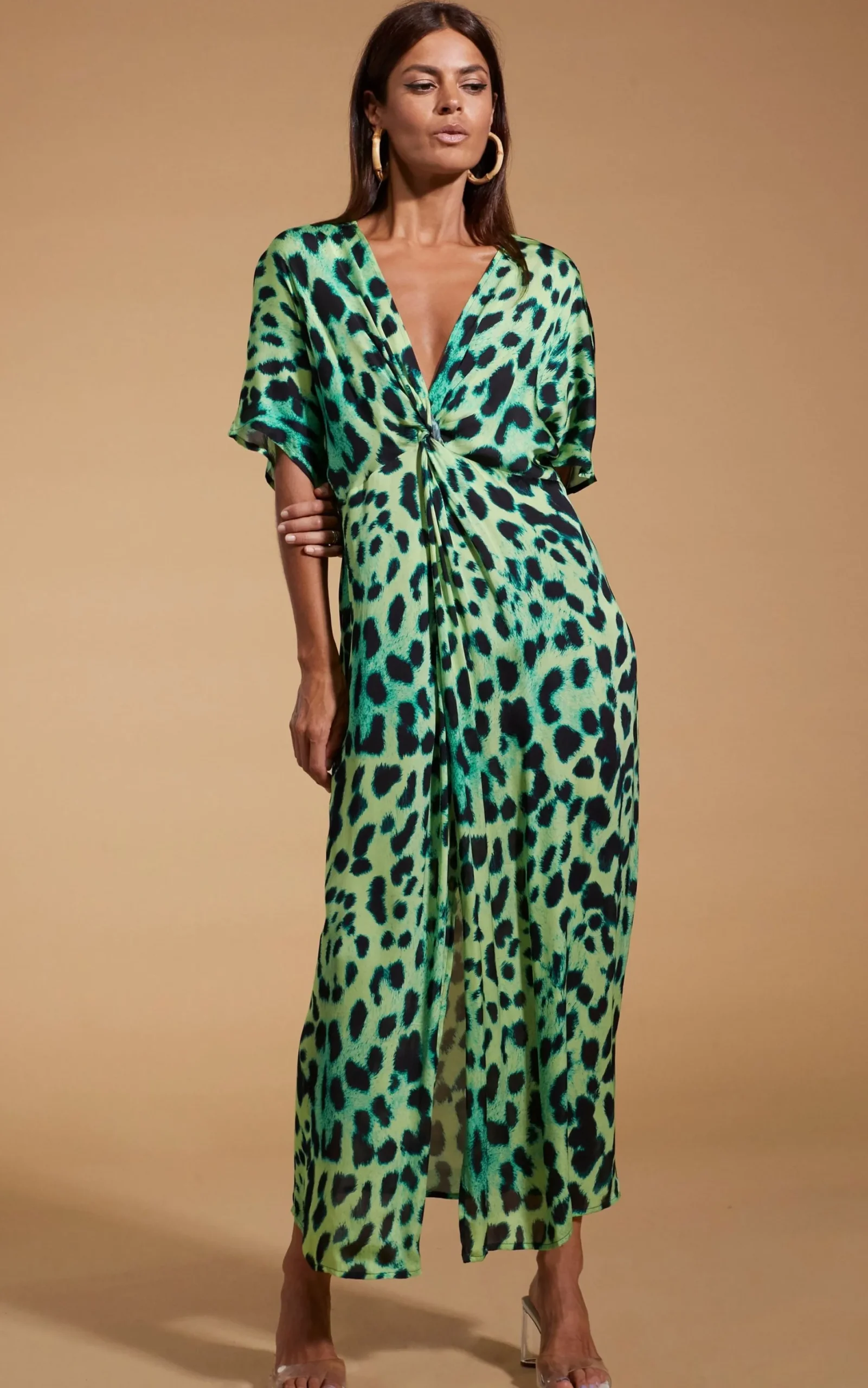 Women Dancing Leopard Makuna Kaftan In Lime Leopard