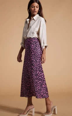 Women Dancing Leopard Renzo Skirt In Black On Pink Leopard