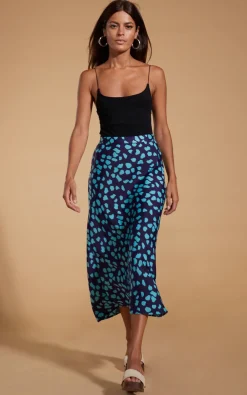 Women Dancing Leopard Renzo Skirt In Ice Blue On Navy Cloud