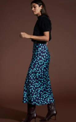Women Dancing Leopard Renzo Skirt In Ice Blue On Navy Cloud