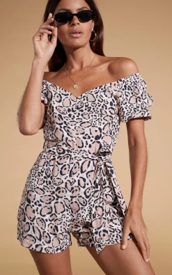 Women Dancing Leopard Skyla Puff Sleeve Playsuit In Leopard