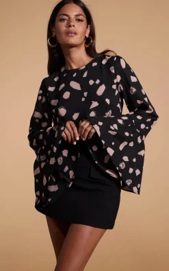 Women Dancing Leopard Suvi Flare Sleeve Top In Abstract Dot Sand On Black